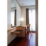 Mozart Hotel 3*