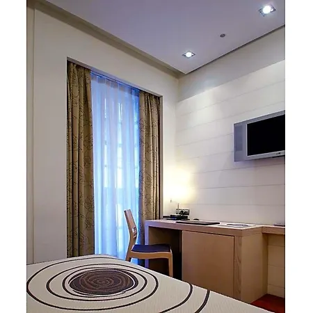 Hotel Mozart 3*